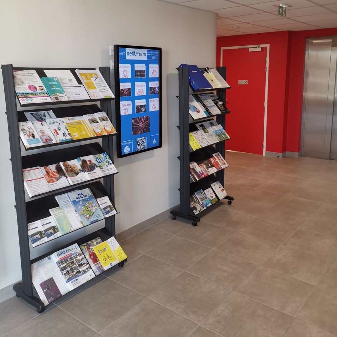 écran interactif intérieur pour la transition numérique d'une ville