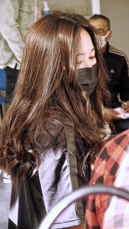 jeune fille en classe