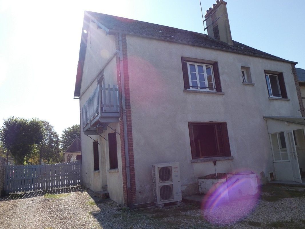 A 5 mn de Verneuil sur Avre Maison 5 chambres sans travaux à 210 000 €.