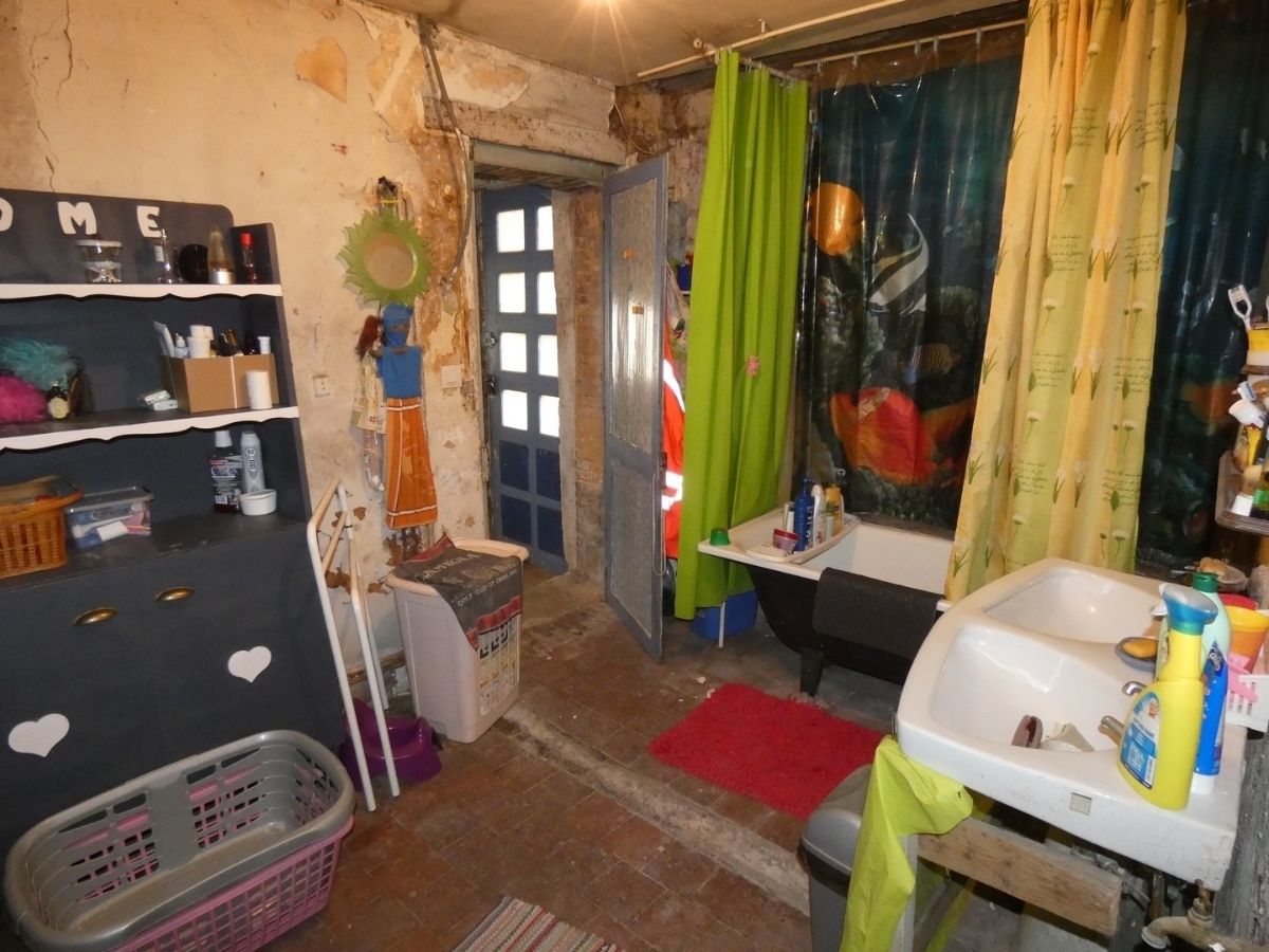 Maison à rénover dans un charmant village à 10 mn de Verneuil sur Avre à 55 000 €