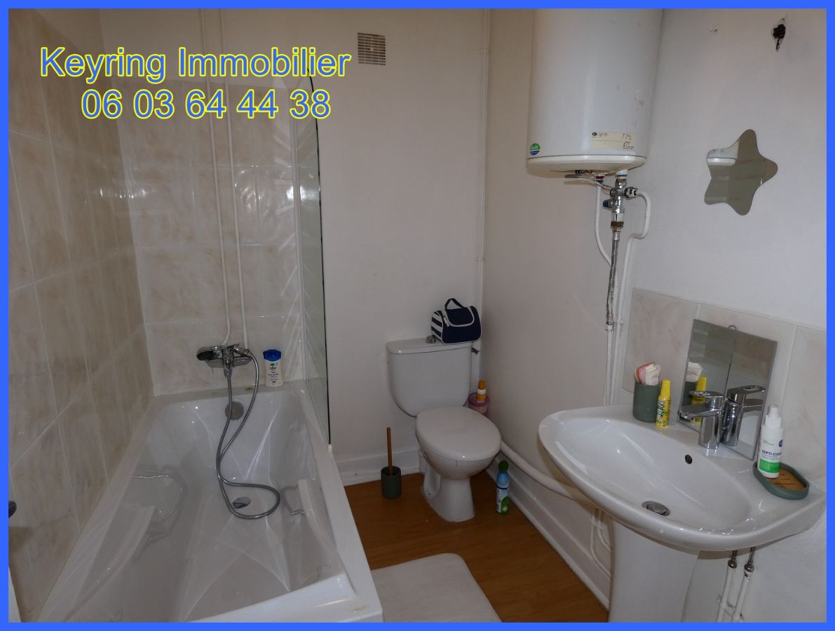 Grand Studio centre ville au calme Verneuil sur Avre à 41 000 €