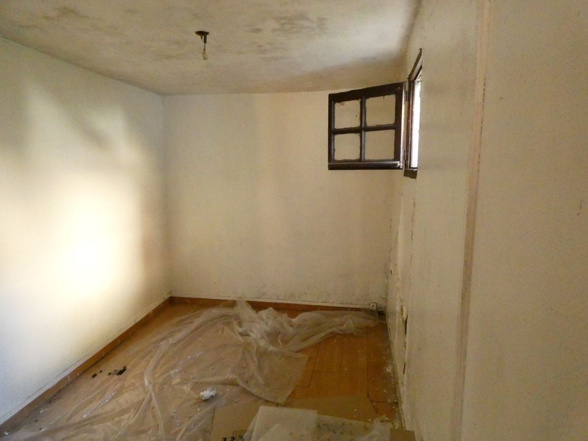 Maison à rénover proche centre ville de Rugles à 39 000 €