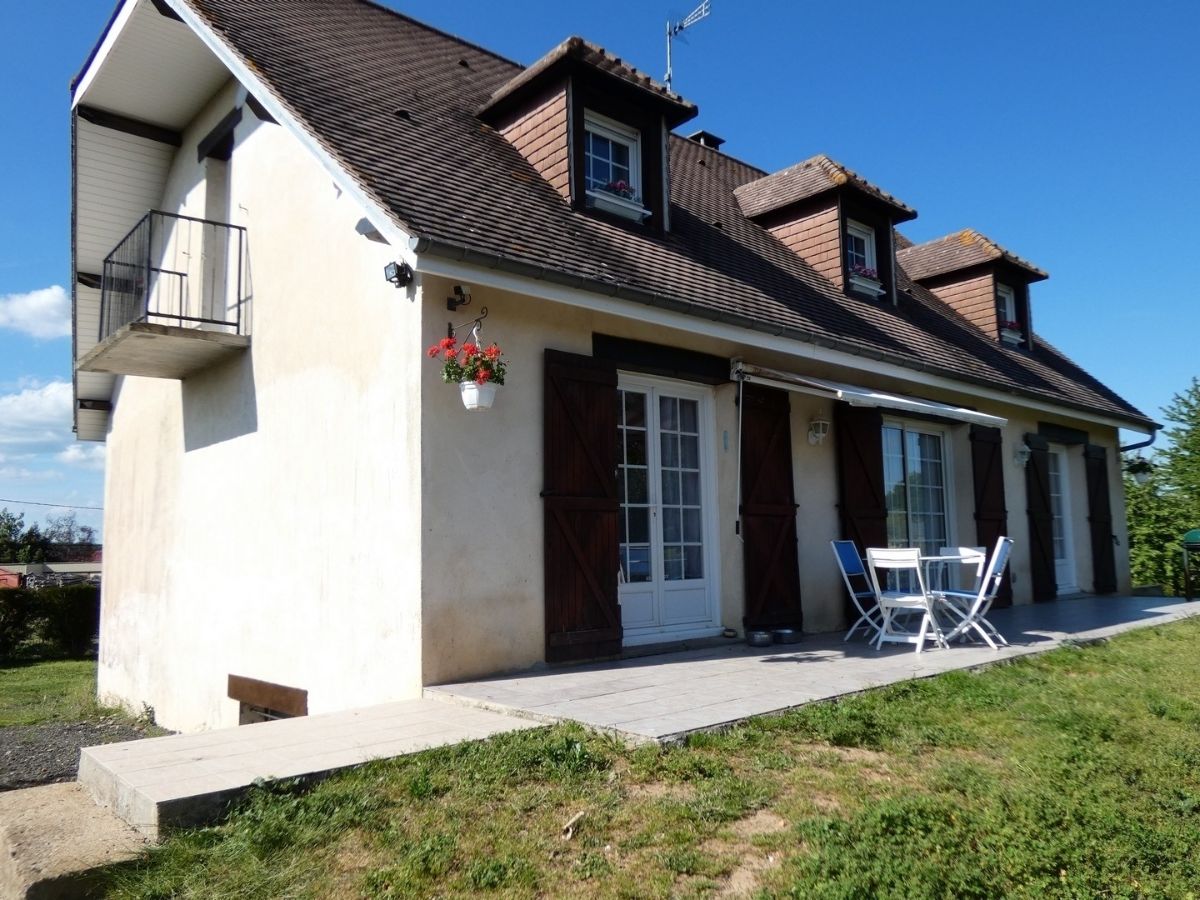 MAISON À LA CAMPAGNE ENTRE VERNEUIL SUR AVRE ET BRETEUIL À 235 000 €