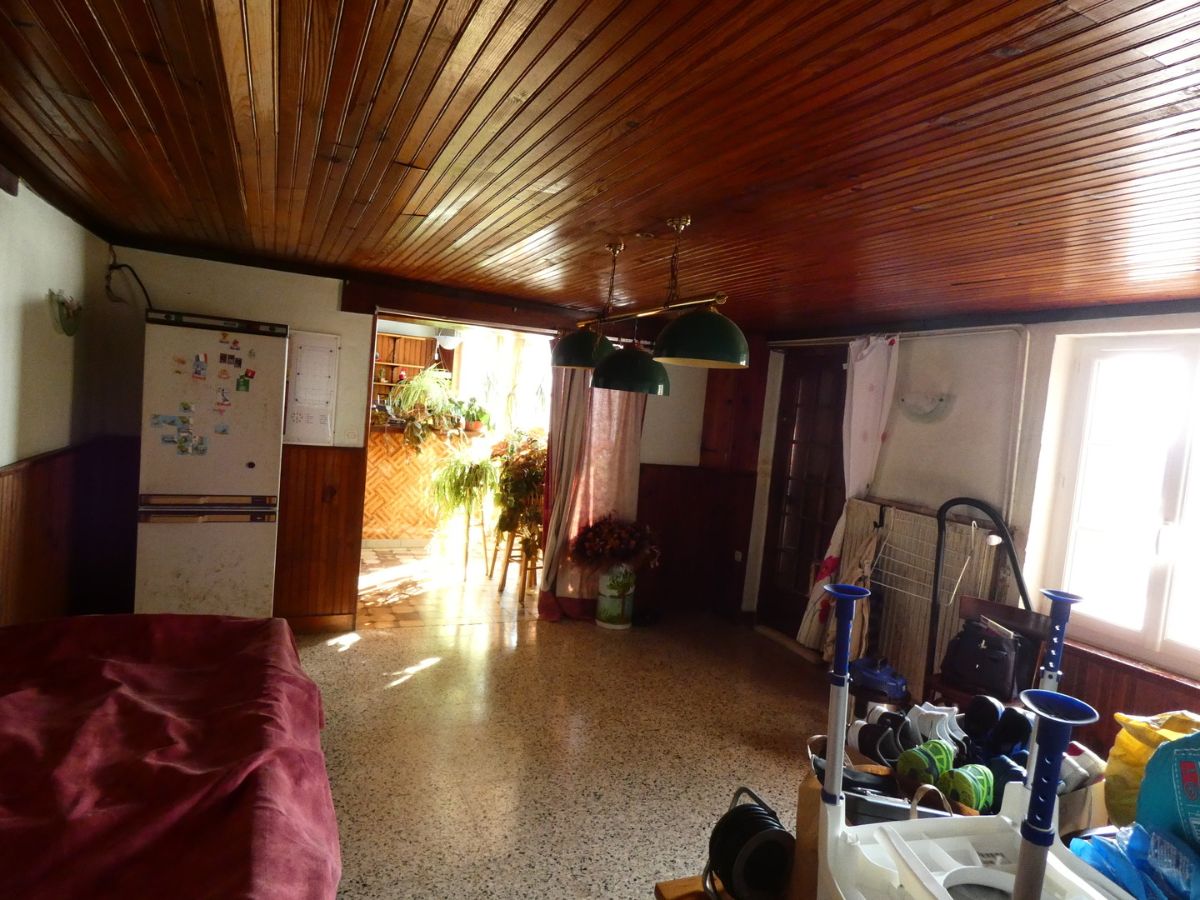 Deux habitations attenantes proche centre ville de Rugles à 169 000 €