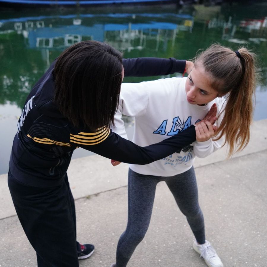 @cours-perso_slane-coaching_kravmaga_levallois_self-defense_coaching_sandrine-salmier